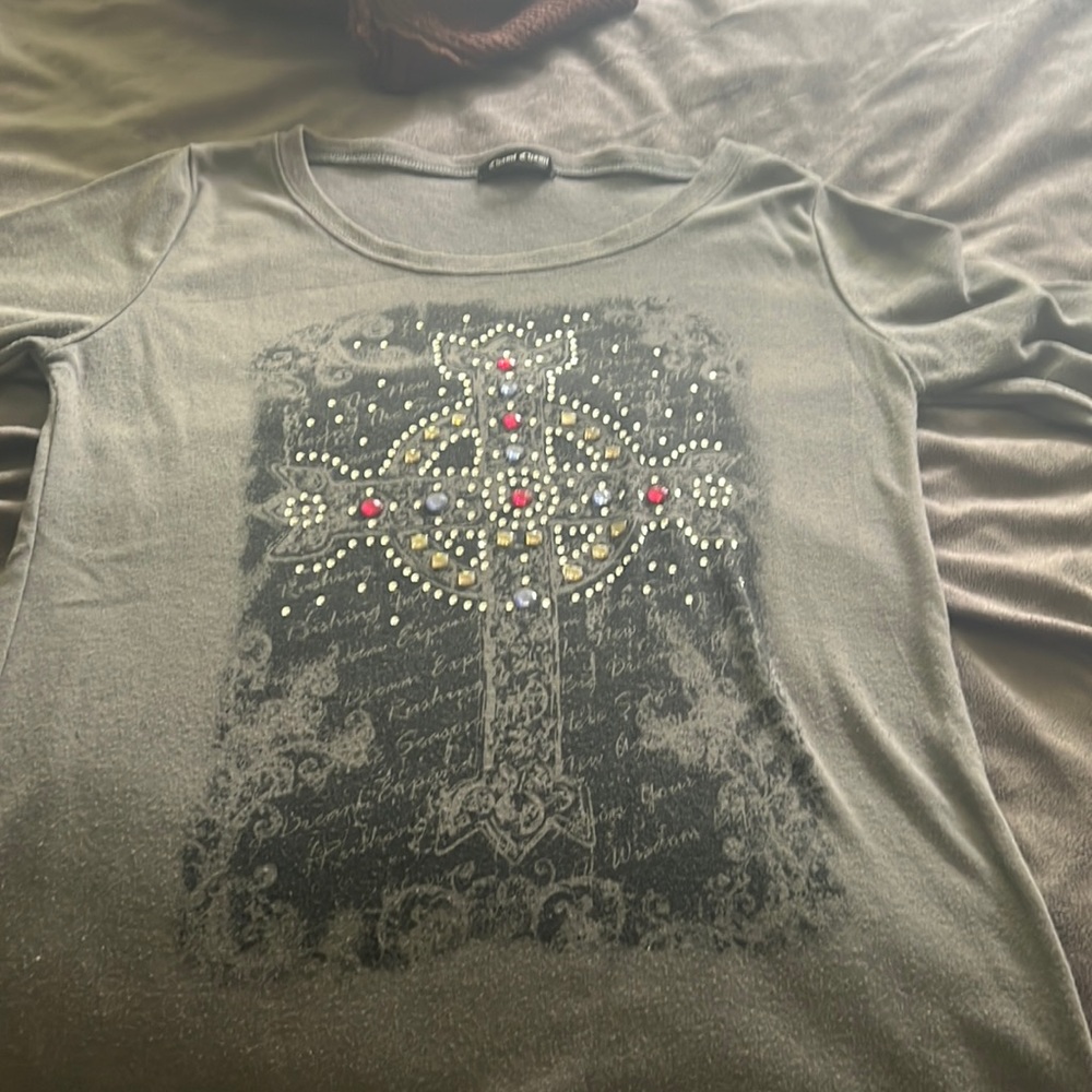 Super cute ladies top